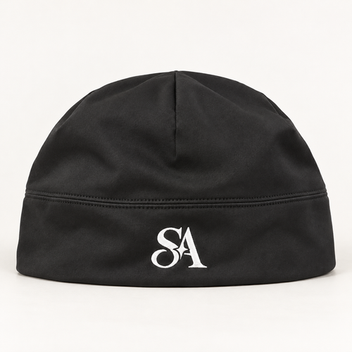 Bonnet Soul Addict noir, extérieur mat et grand logo SA brodé devant